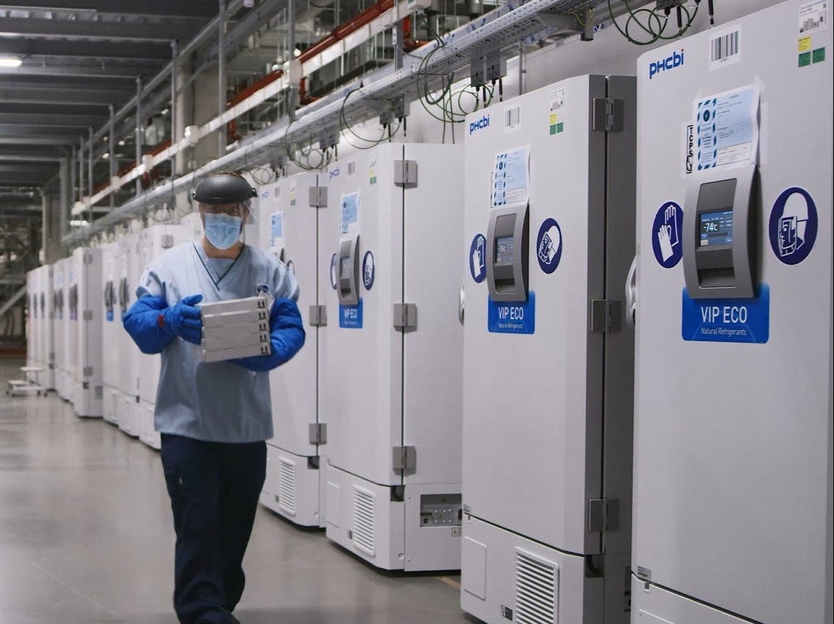 Crecen las esperanzas por que la vacuna Oxford se ponga al día 