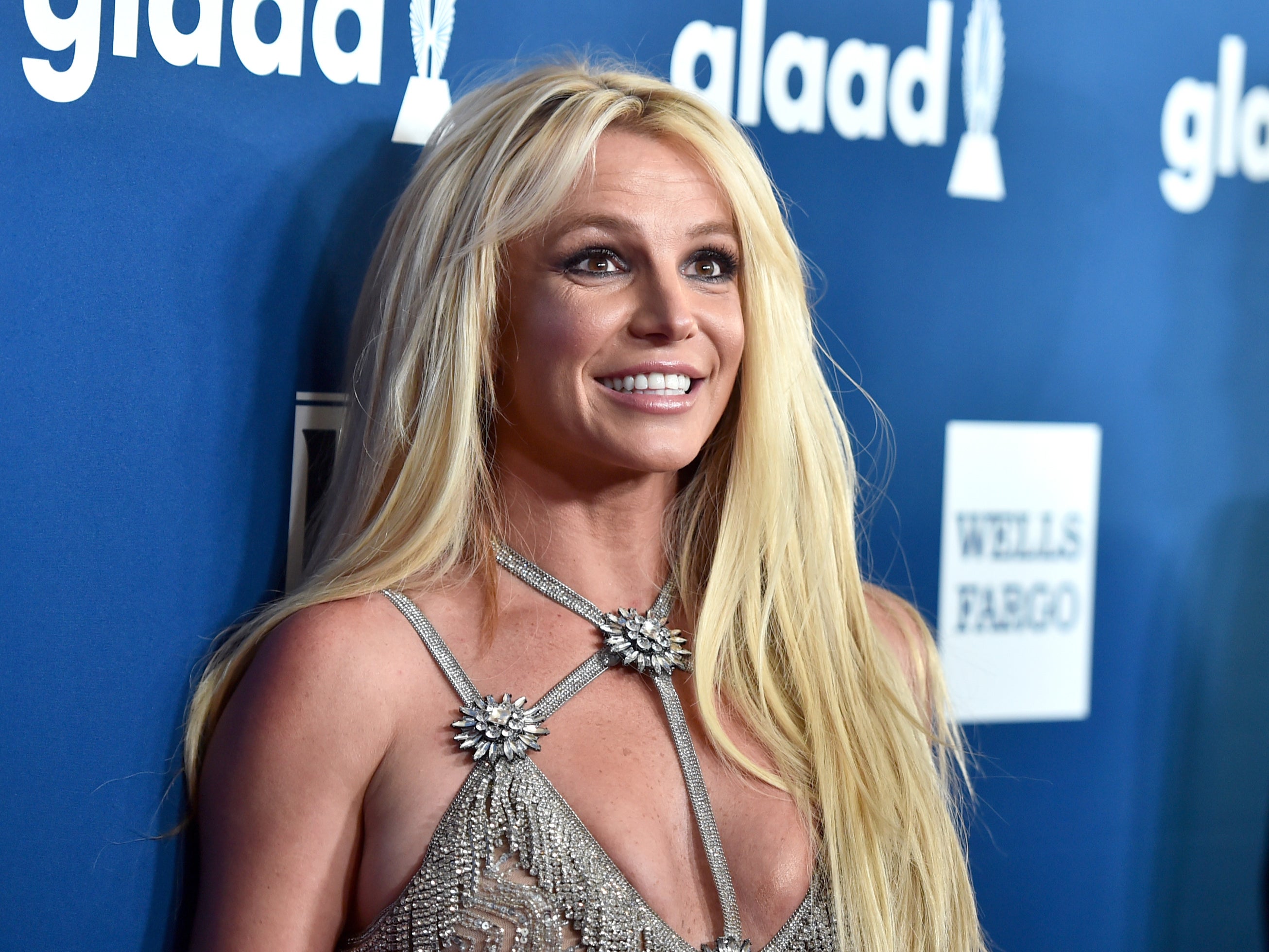 BEVERLY HILLS, CA - 12 de abril: la homenajeada Britney Spears asiste a la 29a Anual de GLAAD Media Awards en el Beverly Hilton Hotel el 12 de abril de 2018, en Beverly Hills, California.