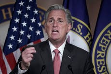 Con todo y divisiones internas Republicanos siguen firmes con Trump