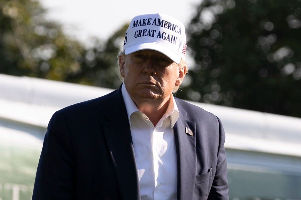 Durante el fin de semana de las votaciones, Trump estuvo refugiado en su campo de golf.
