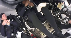 Baby Yoda viajó al espacio con astronautas de la NASA en el vuelo de SpaceX