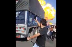 Explosión en carretera de México mata al menos a 14 automovilistas