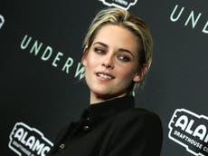 Kristen Stewart critica una de las historias de “Love Actually”