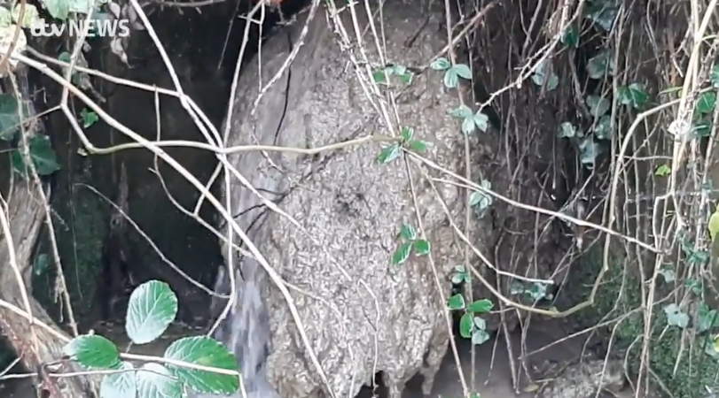 Bloqueo gigante es hallado en el río Gloucestershire del Reino Unido