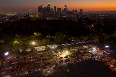 Covid: Personas se hacen pruebas previo a Día de Acción de Gracias