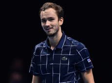 Medvedev viene de atrás y elimina a Rafael Nadal de la Copa Masters