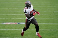 NFL: Jones y Brady están dando otra cara a la ofensiva de Tampa