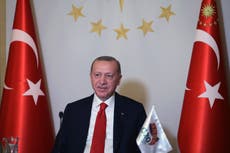 Turquía se dice parte de la UE y exhorta a la aceptación de refugiados