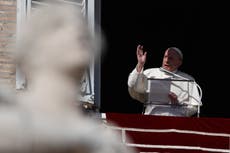 Papa critica a las personas que no usan un cubreboca