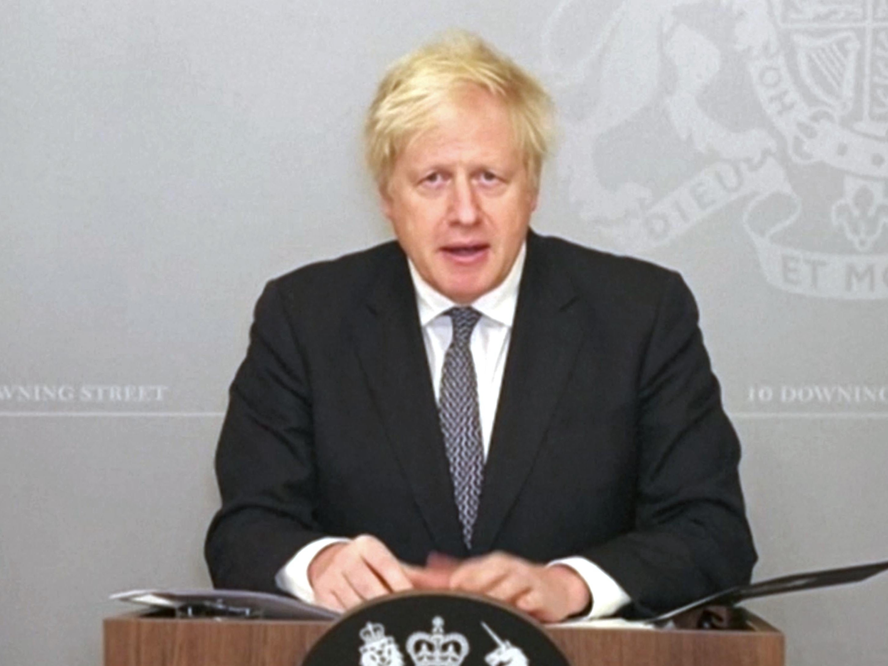 Boris Johnson rechaza creación de un “nivel 4” de restricciones Covid