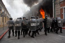 Congreso guatemalteco retrocede en presupuesto tras fuertes protestas