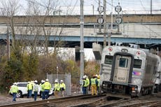 Descarrilamiento de un tren en Nueva York no deja heridos