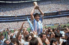 Pelé rinde homenaje a Maradona tras fallecimiento de leyenda argentina