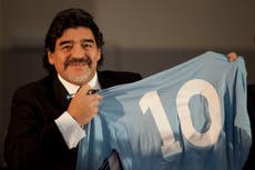 Napoli cambia el nombre de su estadio en honor a Maradona