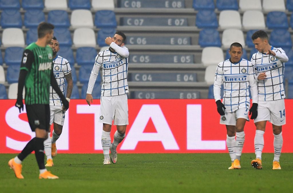 Inter subió al segundo lugar de la Serie A, un punto detrás de Milán