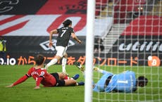 Cavani inspira la remontada de tres goles del United en Southampton