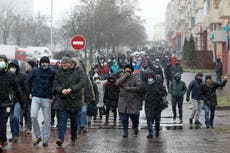 Protestas contra el gobierno en Bielorrusia dejan más de 300 detenidos