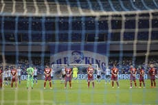 Serie A: Napoli aplasta a la Roma en homenaje a Diego Maradona
