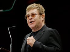 Elton John exige al gobierno británico renegociar el acuerdo del Brexit para los músicos