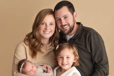 Nace bebé de un embrión congelado hace 27 años e impone un nuevo récord