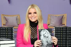 Jessica Simpson revela que tiene dislexia en una publicación que celebra su autobiografía “Open Book”