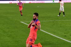 Olivier Giroud hace historia en goleada de Chelsea sobre Sevilla