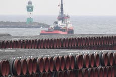 Rusia se moviliza para reanudar construcción del oleoducto del Báltico