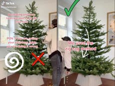 Tiktoker explica los beneficios de colgar las luces de forma vertical en el árbol de Navidad