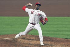 Angelinos adquiere al cerrador Raisel Iglesias tras cambio con Rojos