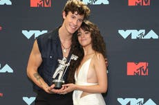 Shawn Mendes habla sobre un clip de él y Camila Cabello en 2015