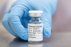 Estudio: Vacuna de AstraZeneca para COVID es un 70% efectiva