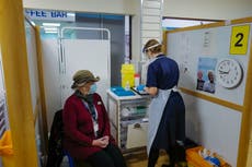 Covid: Personas con fuertes reacciones alérgicas no deben vacunarse