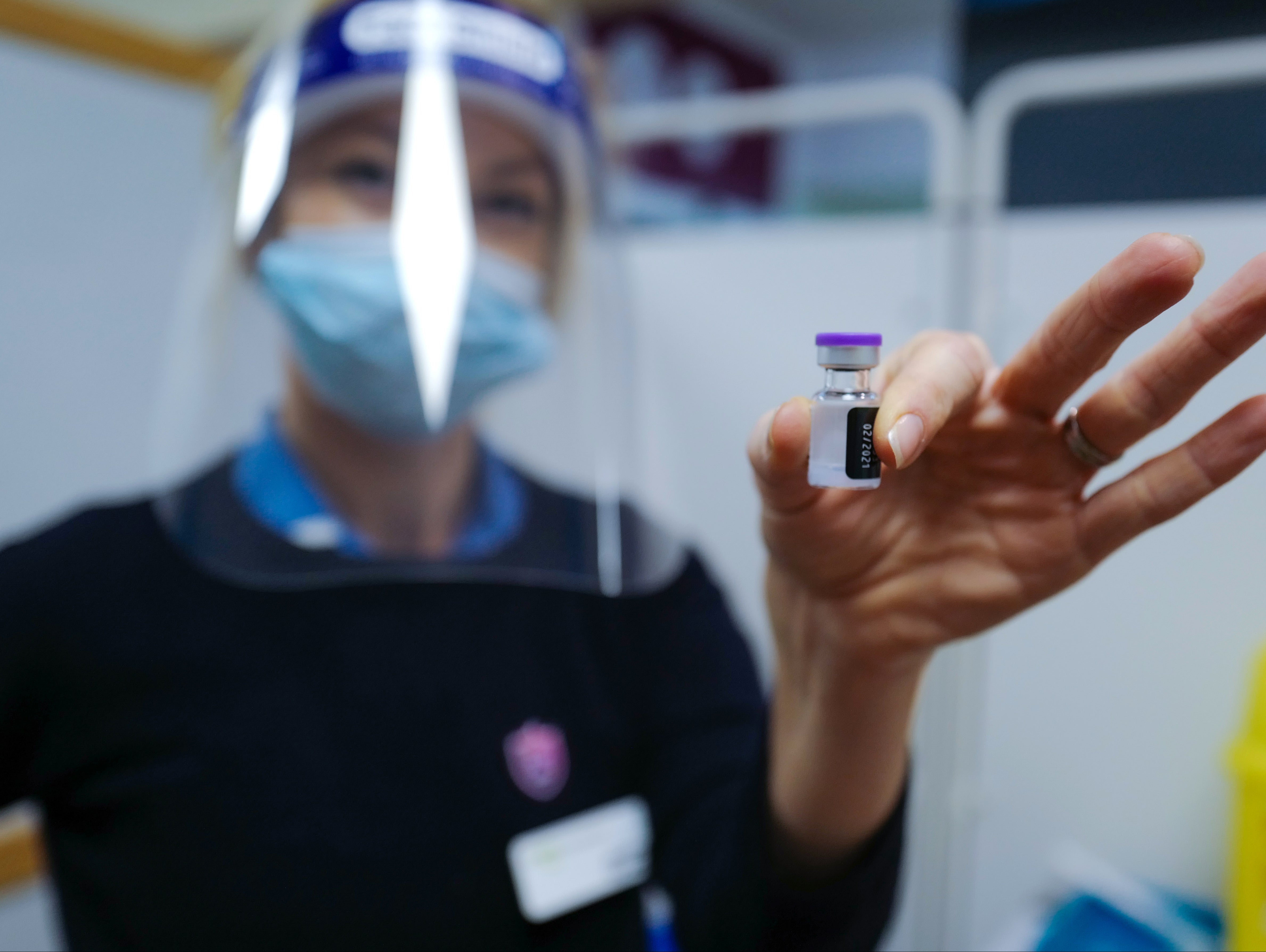 Funcionarios estatales preocupados por posible robo de vacunas Covid