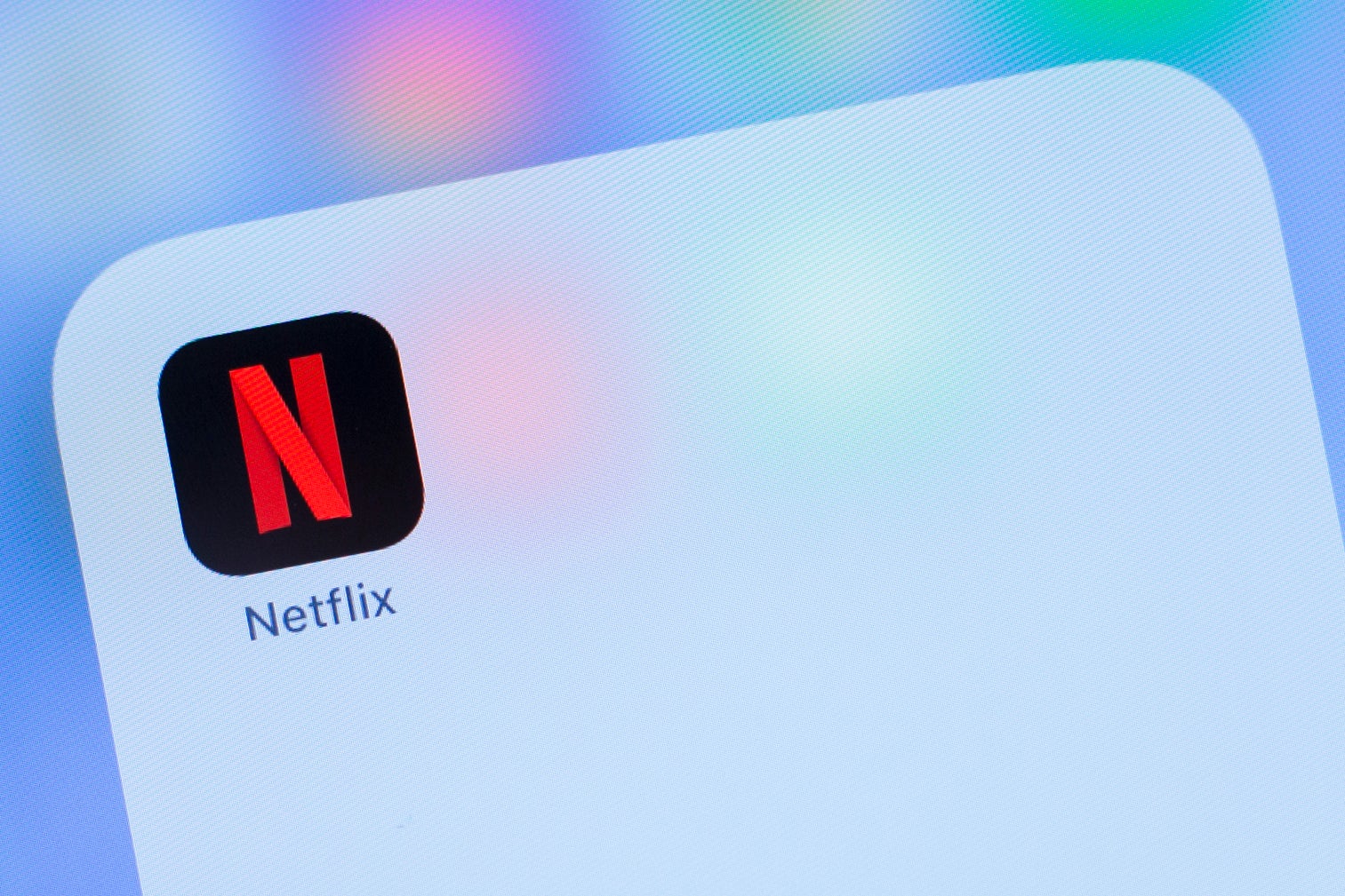 El logotipo de Netflix se ve en un teléfono en esta ilustración fotográfica en Washington, DC, el 10 de julio de 2019.