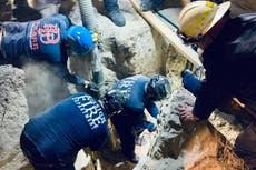 Texas: Rescatan a niño tras quedar atrapado seis horas en un pozo