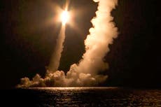 Submarino nuclear ruso lanza cuatro misiles prueba