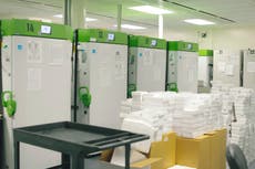 Lo que debe saber sobre la distribución de vacunas vs COVID en EE.UU.