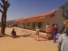 Nigeria: cientos de estudiantes desaparecen tras ataque a una escuela