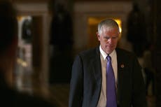 Mo Brooks, el republicano que busca a toda costa echar abajo voto del Colegio Electoral