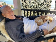 Jeff Bridges muestra cabeza rapada y da actualización sobre el cáncer