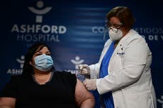 Terapeuta recibe la primera vacuna de Covid en Puerto Rico