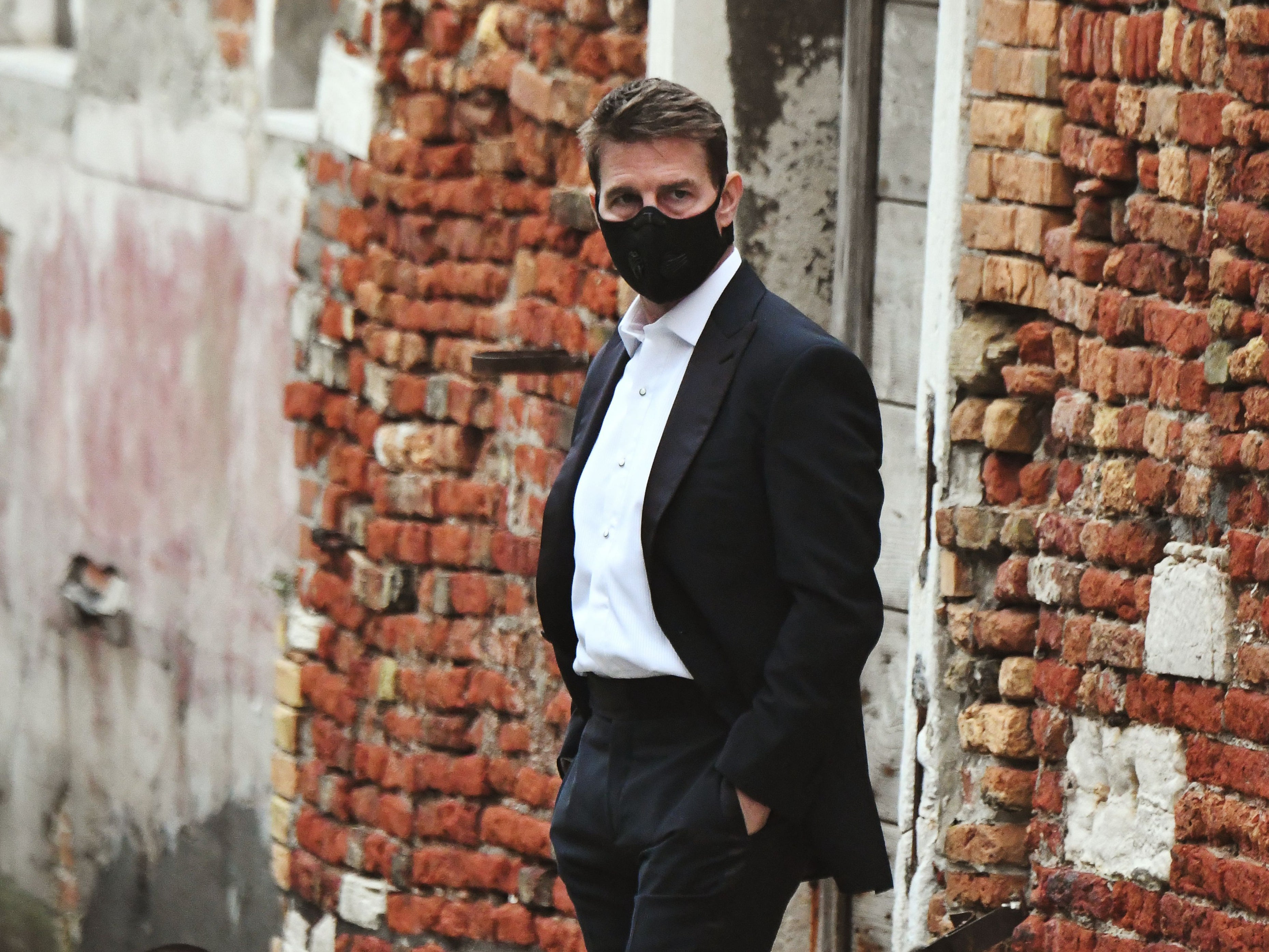 Cruise regaña a producción por romper protocolos de seguridad Covid