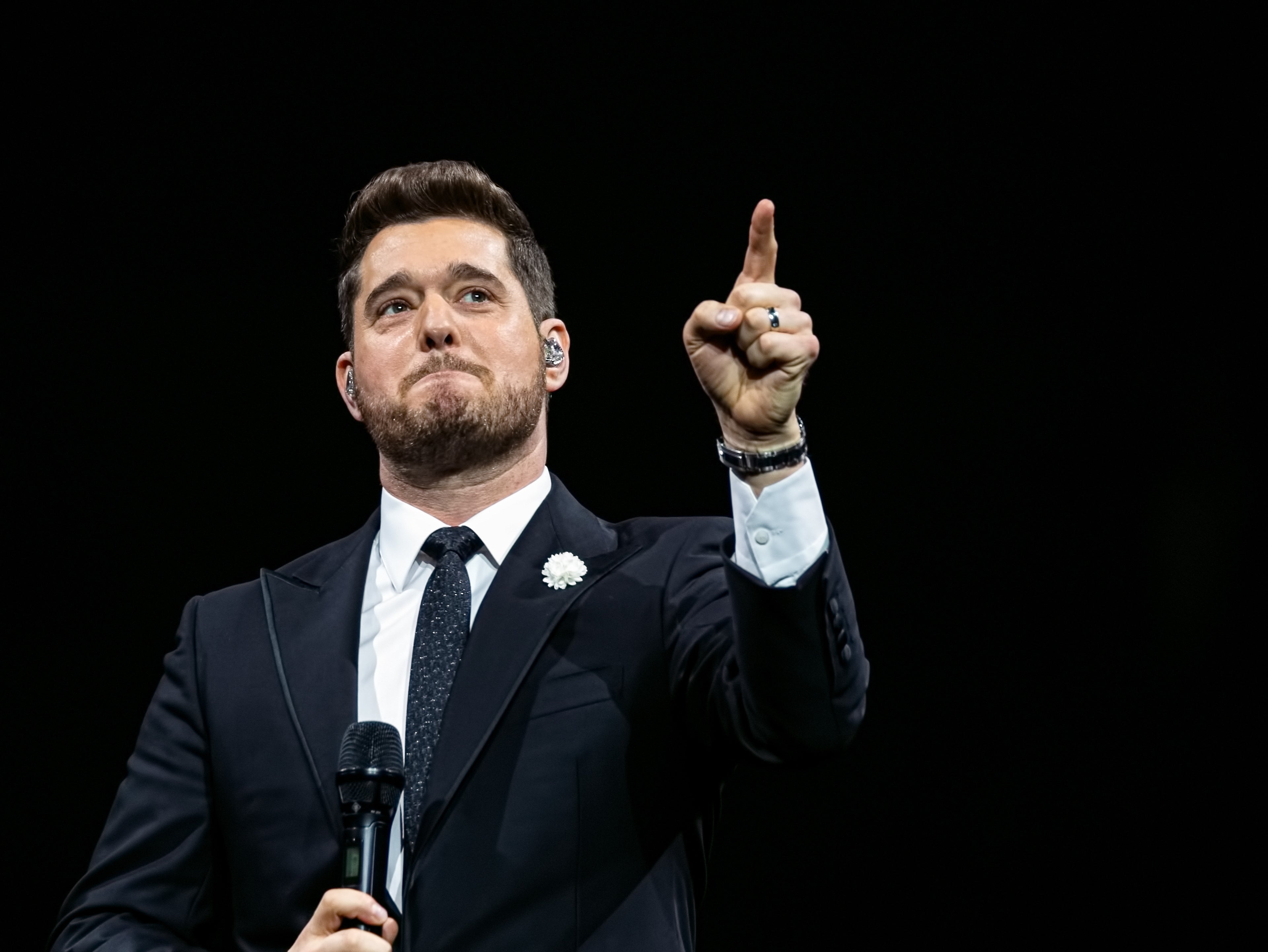 Billie Eilish revela que Michael Bublé inspiró su nuevo sencillo