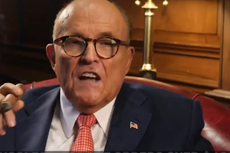 Fiscales podrían solicitar comunicaciones electrónicas de Giuliani