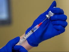 Ricos pretenden protegerse primero contra COVID “comprando” la vacuna