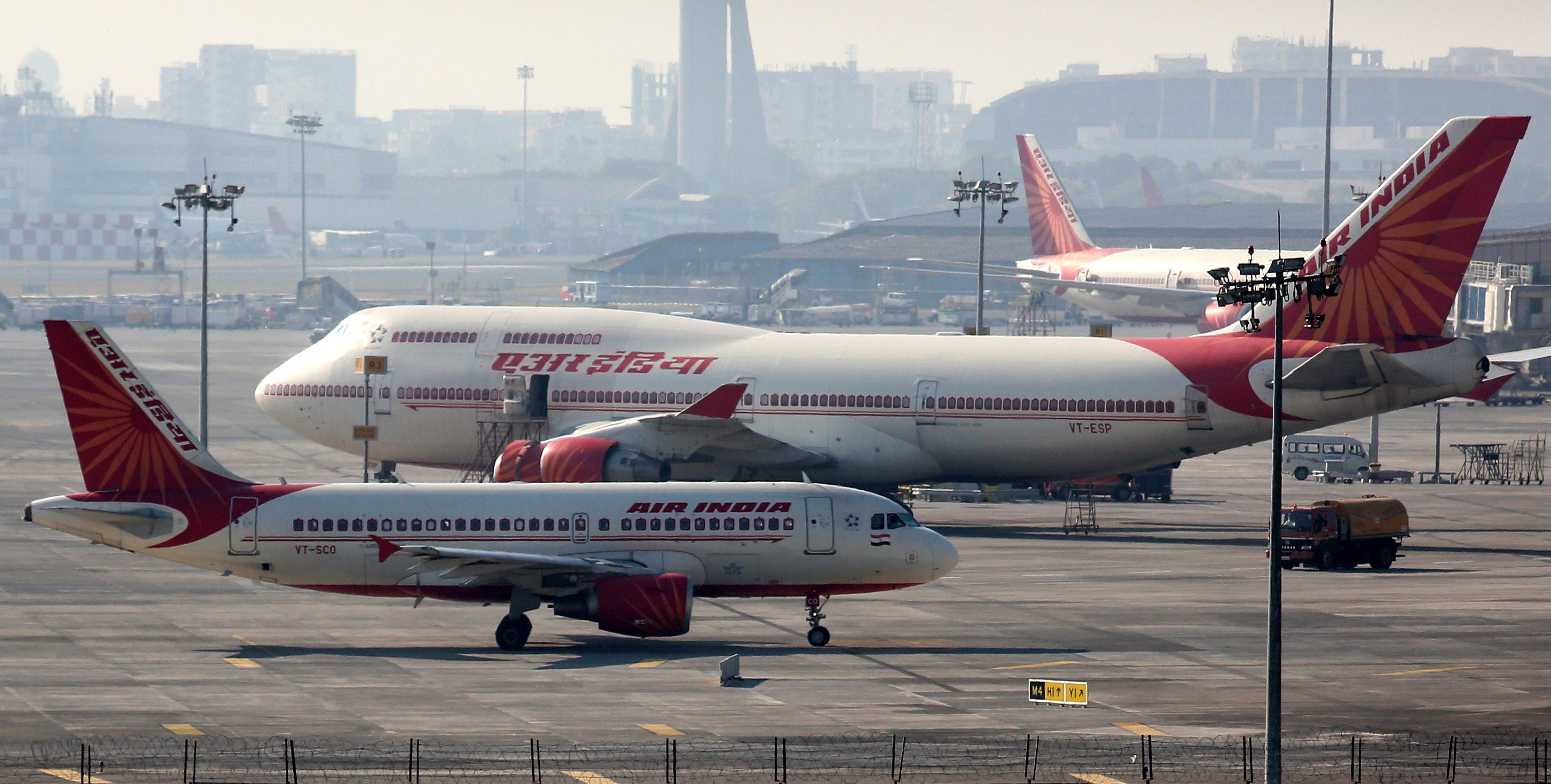 India es el más reciente país en suspender los vuelos desde el Reino Unido