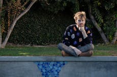 Finneas y su emocionante odisea para llegar a James Bond