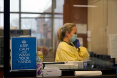 Científicos piden calma ante la nueva cepa del COVID-19