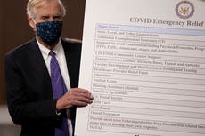 “Déjalos comer pastel”: Estadounidenses critican el estímulo COVID