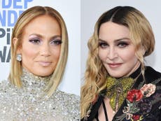 Jennifer Lopez niega que haya sido “raro” vestirse como Madonna, la supuesta ex de su prometido